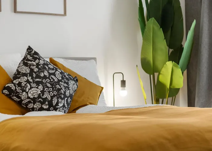 12 Minutes To Schoenbrunn I 5 Minutes To Metro U3 Apartman Bécs