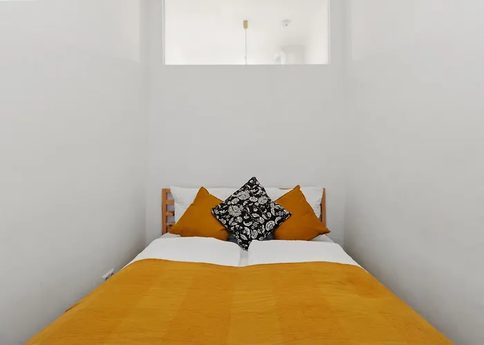 Apartman 12 Minutes To Schoenbrunn I 5 Minutes To Metro U3 Bécs