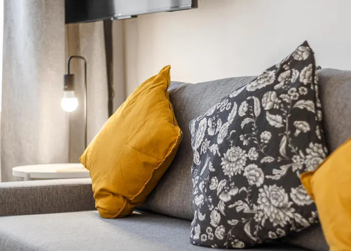 12 Minutes To Schoenbrunn I 5 Minutes To Metro U3 Apartman